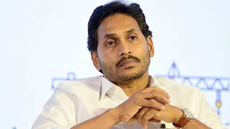 आंध्र प्रदेश: जगन मोहन रेड्डी की गाड़ी से कुचलकर एक की मौत, मामले में पूर्व सीएम को बनाया गया आरोपी